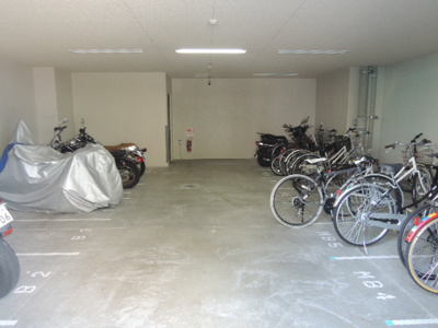 【その他共用部分】 | エステムコート阿波座プレミアム | バイク置き場