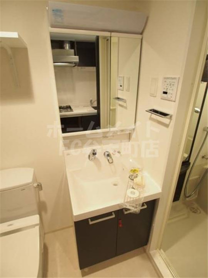 【洗面所】 | エステムコート阿波座プレミアム | 使いやすい洗面所です