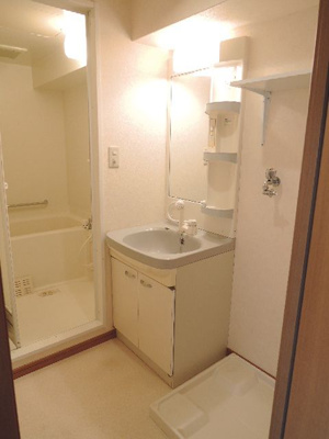 【洗面所】 | グリチーネ | 別号室の写真になります。現況優先。