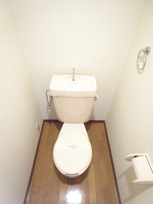 【トイレ】 | フォルビート博多 | 別号室の写真になります。現況優先。