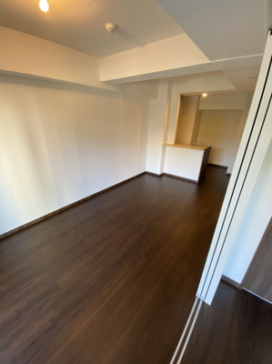 【居間・リビング】 | FERIO博多駅南 | 別号室の写真になります。現況優先。