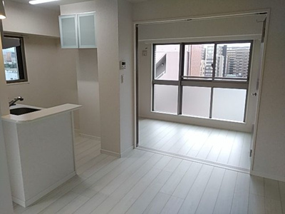 【居間・リビング】 | ネストピア大濠公園駅前Ⅱ | 別号室の写真になります。現況優先。