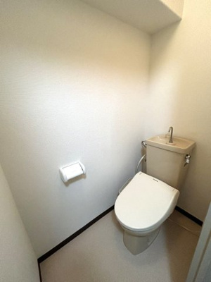 【トイレ】 | ニューライフ薬院 | 別号室の写真になります。現況優先。