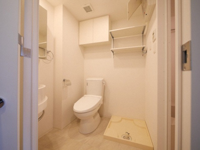 【洗面所】 | セレニテ難波プリエ