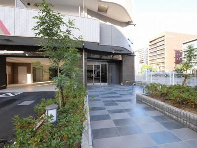 【エントランス】 | セレニテ難波プリエ