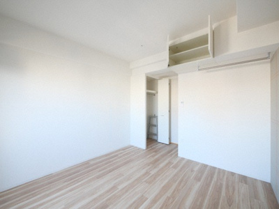 【洋室】 | セレニテ難波プリエ