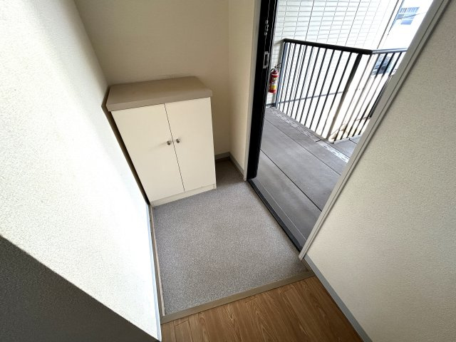 エステイト美の浜Cの玄関