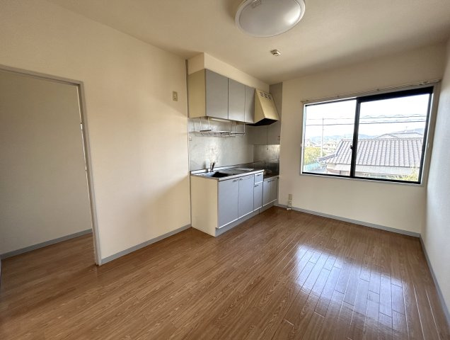 エステイト美の浜Cの居間・リビング