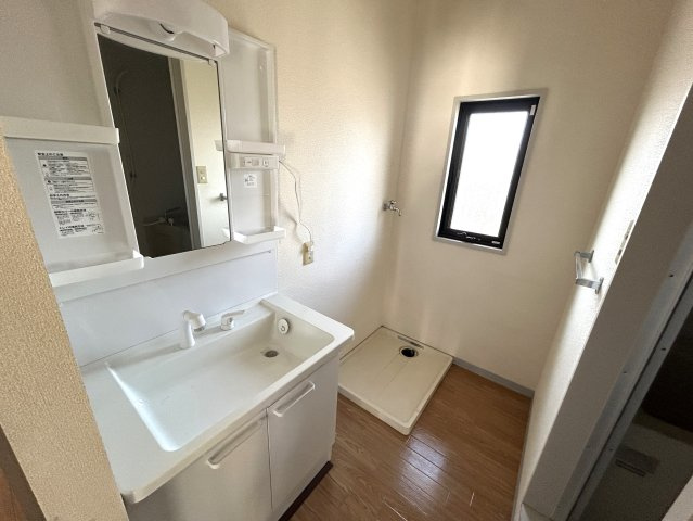 エステイト美の浜Cの洗面所