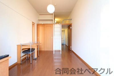 【洋室】 | レオパレス鴨川