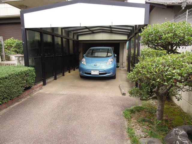 浜中2売家の駐車場