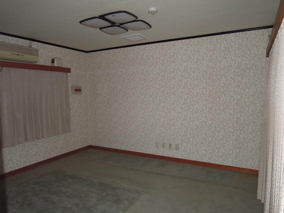 浜中2売家の洋室