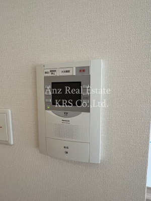 【セキュリティ】 | プレサンス江戸堀 | モニタ付きインターホンで安心☆