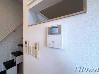 【その他】 | MAISON LA LUMIERE | ロフトへの階段です