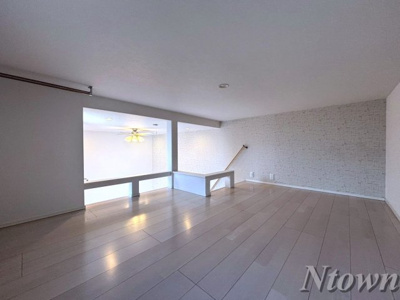 【その他共用部分】 | MAISON LA LUMIERE | 名称看板です