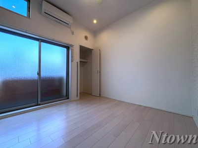 【居間・リビング】 | MAISON LA LUMIERE | ゆったりとしたリビングです