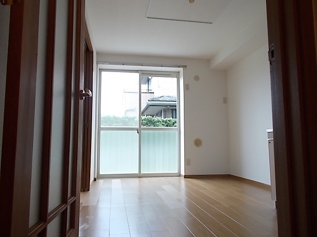 １０１号室　ダイニングキッチン