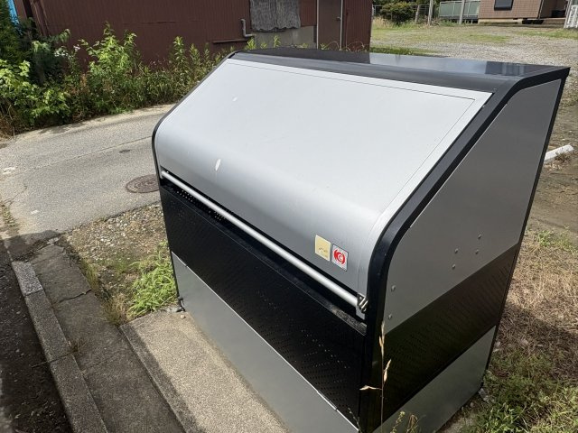 敷地内ごみ置き場