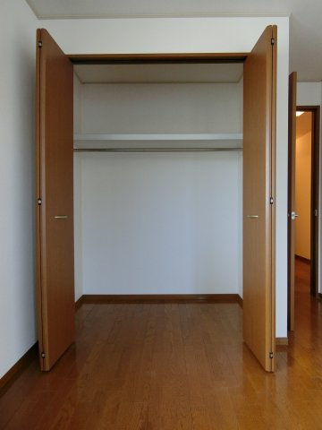 リバーポートあき B棟の洋室