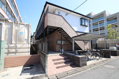 2階建て木造アパート　