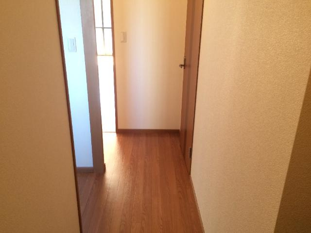 ボヌールAKIの内装|廊下