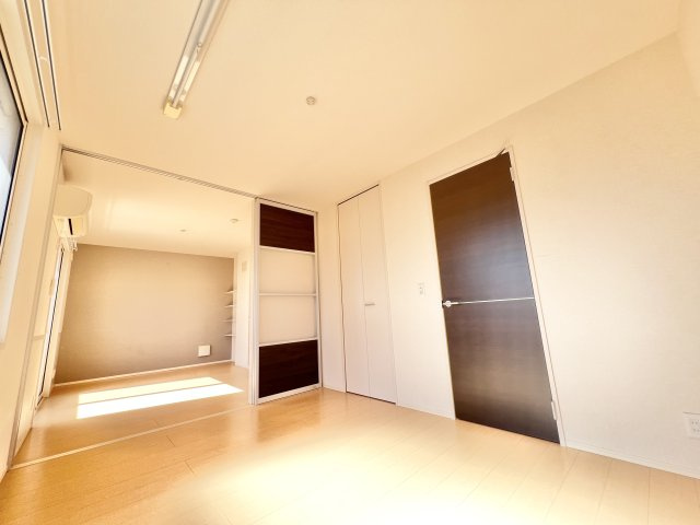 メゾン ブリーゼの子供部屋|※別部屋参考写真