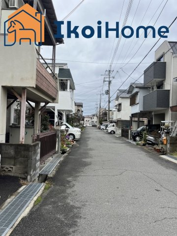 明石市鳥羽　中古戸建の周辺|弊社独自で毎月５組限定「人気オプション３点パック」カーポート・バルコニー・ウッドデッキを１万円で取付