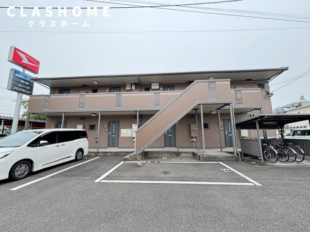 リビングタウン森岡　Ｂ　　刈谷市近郊の賃貸はクラスホームの駐車場