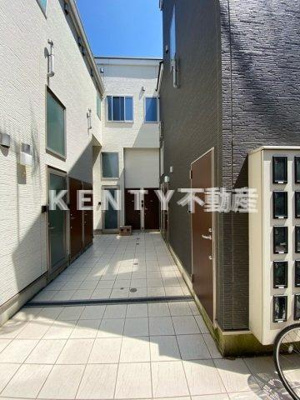 【エントランス】 | サークルハウス田園調布壱番館 | 毎日通るエントランスはこのようになっています