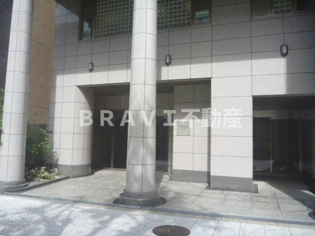 ブランクレール谷町　BRAVI不動産のエントランス|【ブランクレール谷町】建物の内部です