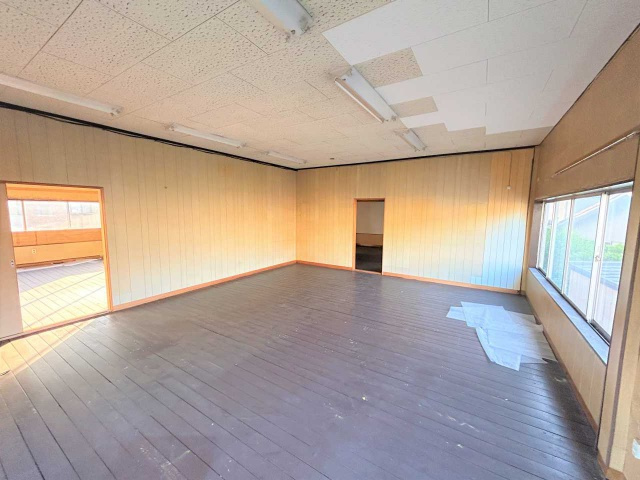 若林東町都築様貸事務所の居間・リビング