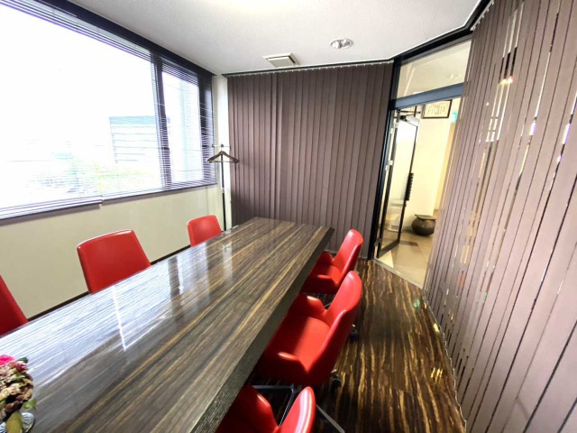 ウエスト5ビルの内装