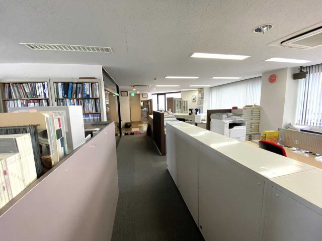 ウエスト5ビルの内装