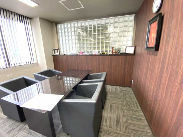 ウエスト5ビルの内装