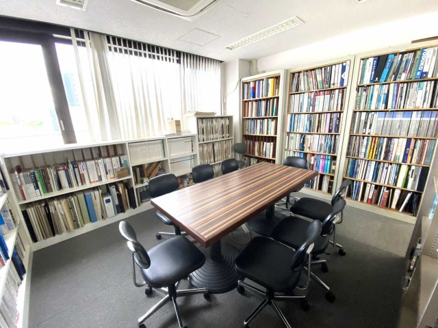 ウエスト5ビルの内装