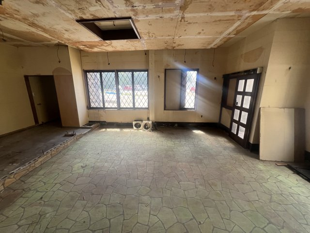 牛田町 山中様店舗の内装