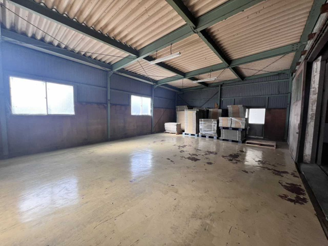 吉良町小山田市場 貸工場・貸倉庫のロビー