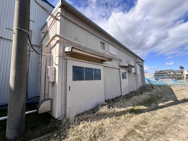 吉良町小山田市場 貸工場・貸倉庫の外観