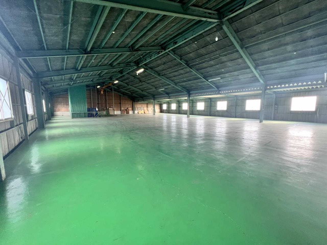 吉良町小山田市場 貸工場・貸倉庫のロビー