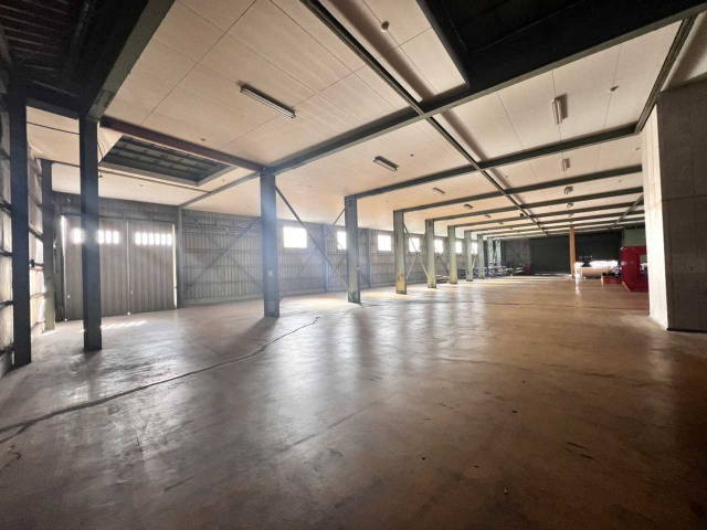 吉良町小山田市場 貸工場・貸倉庫のロビー