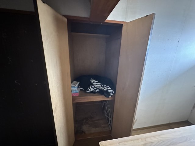 高上貸店舗の内装