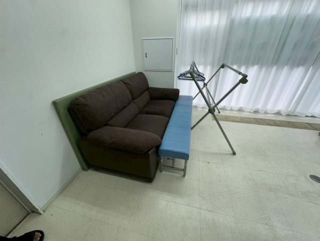 高上貸店舗の内装