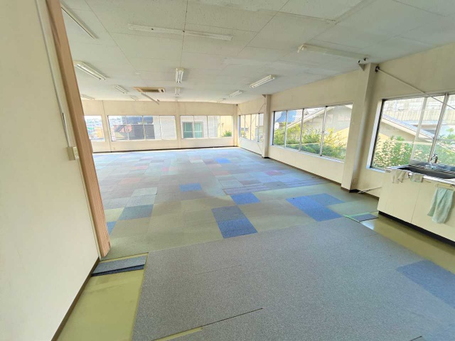 若林東町都築様貸事務所の内装