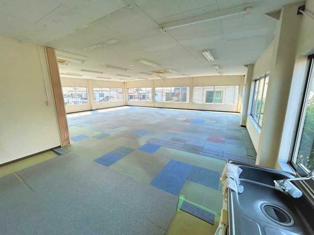若林東町都築様貸事務所の内装