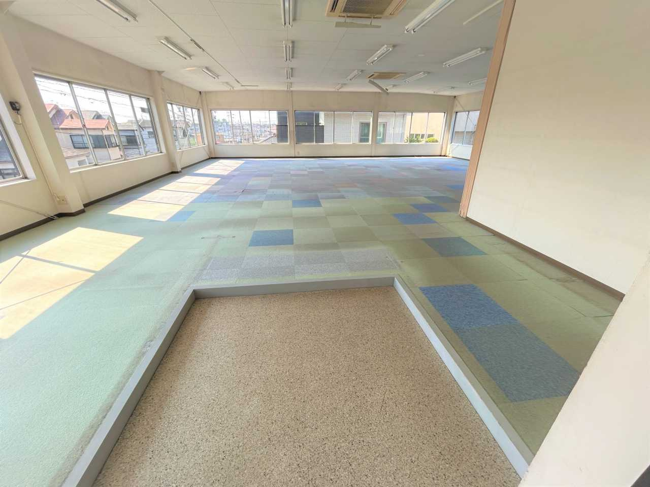 若林東町都築様貸事務所の内装