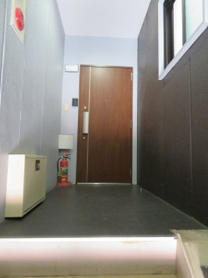 FLAT34深江橋のエントランス|
