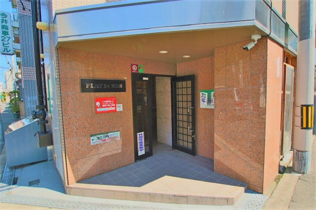 FLAT34深江橋のエントランス