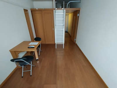  | レオパレスパリワール