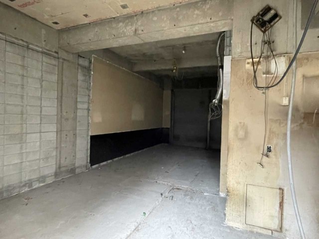 シャトー東山のエントランス