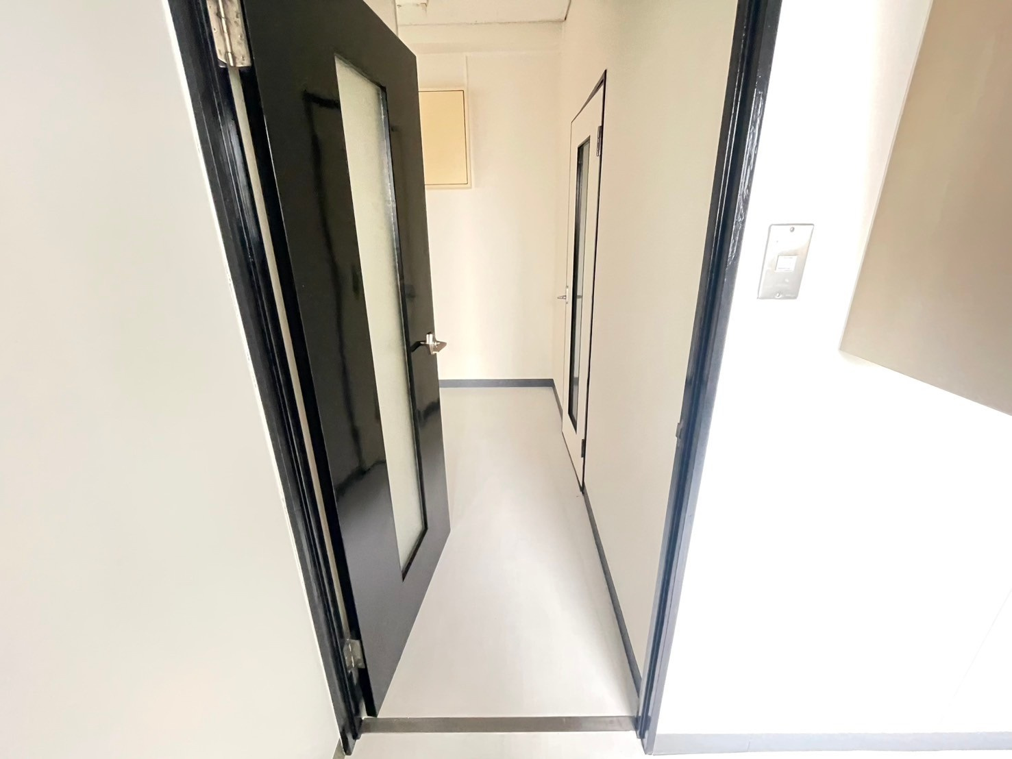 西町 KSビルの内装